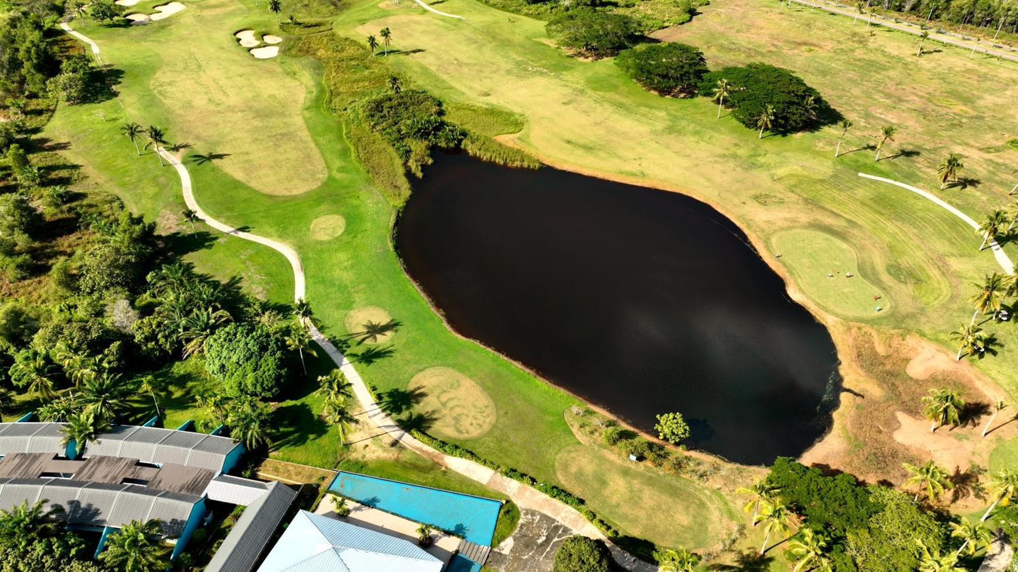 Artitaya Borneo Golf & Resort Papar Exterior foto