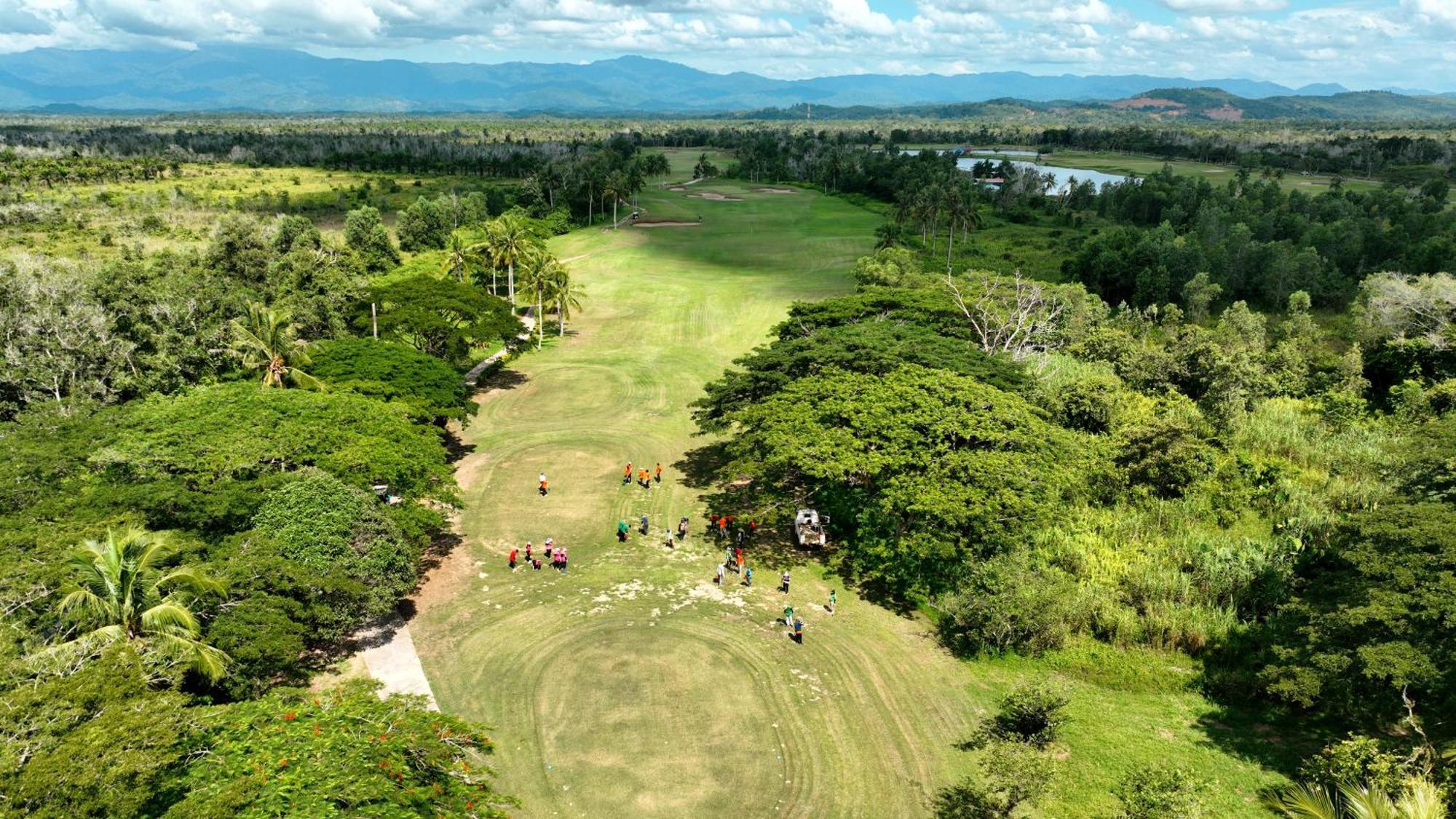 Artitaya Borneo Golf & Resort Papar Exterior foto